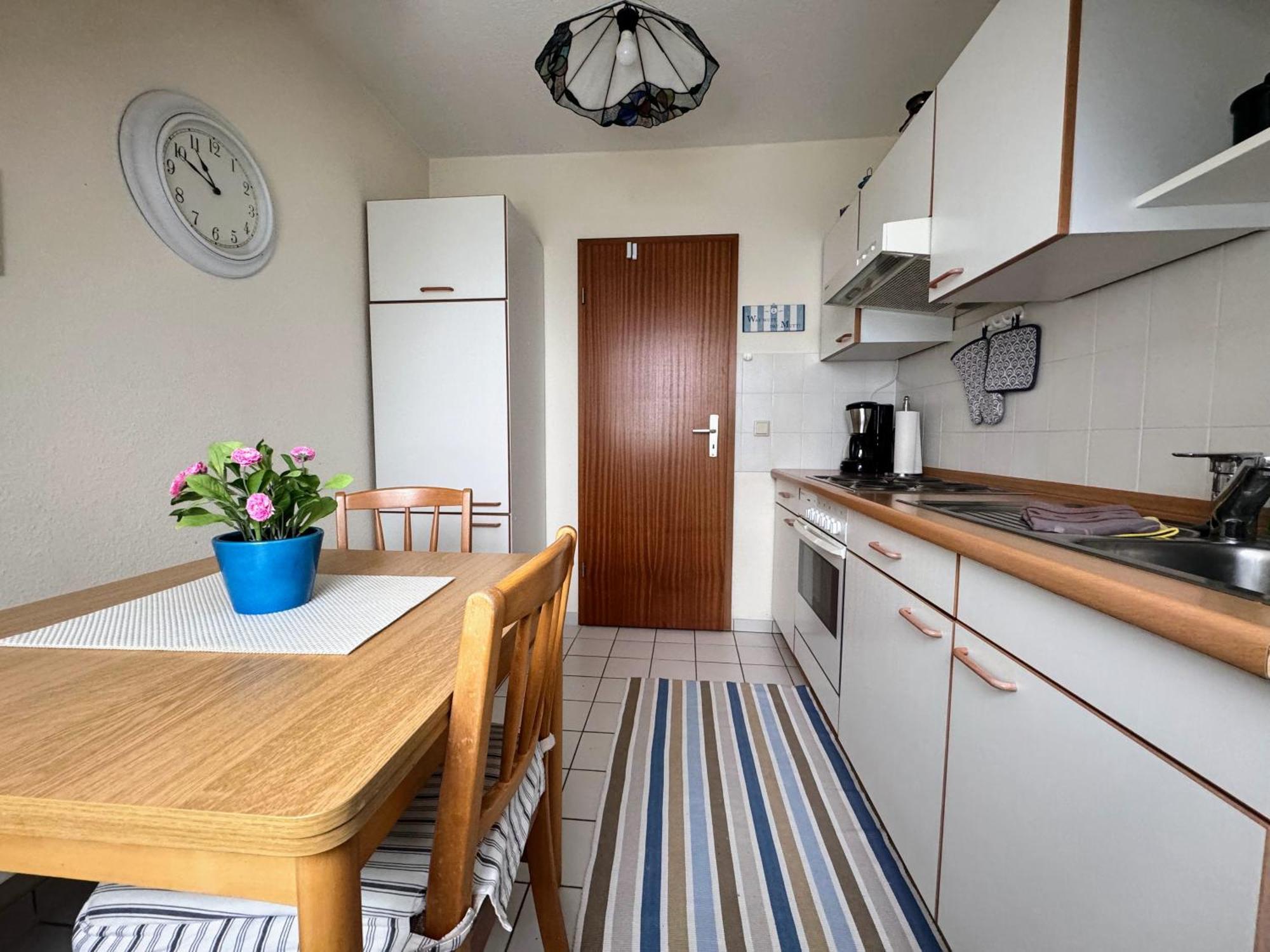 Apartment Seestern Steinmarnerstr 25-27, Whg 12 *